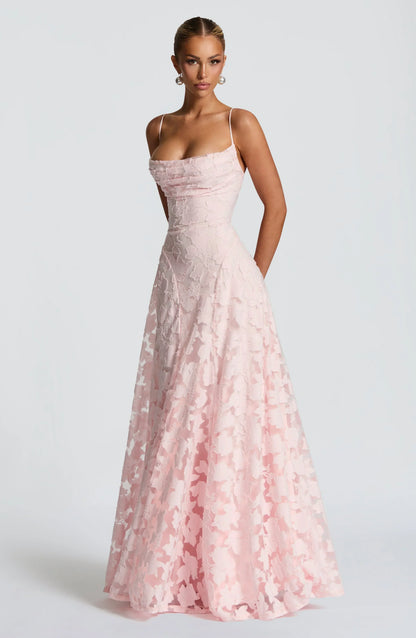 Dorota | Elegancka zwiewna sukienka maxi